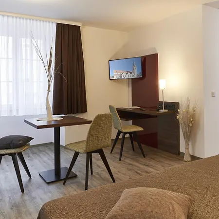 בית הארחה Gaestehaus Stiftsstadt - Urban Lifestyle By Peterhof קמפטן